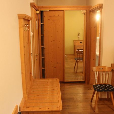 Gasthaus Zum Weissen Kreuz Lazfons Екстер'єр фото