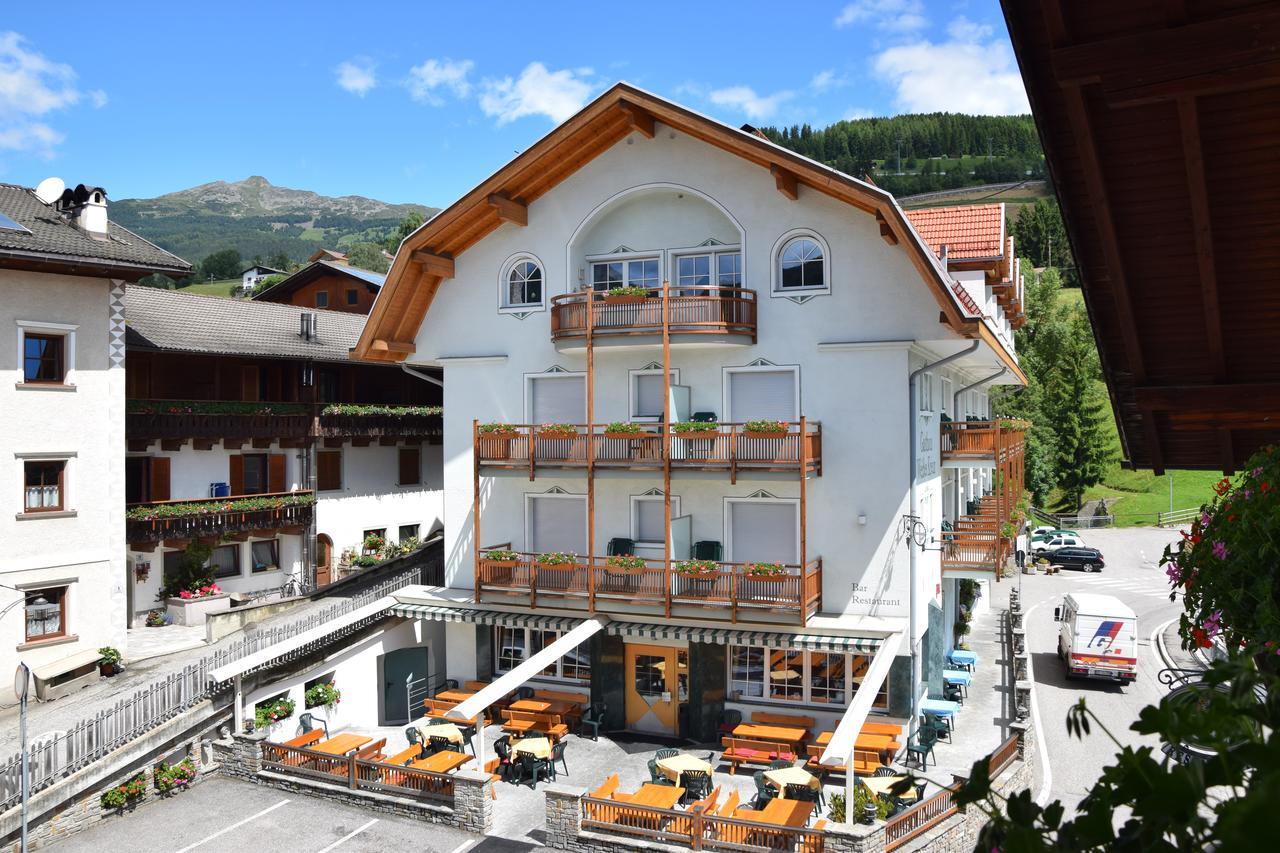 Gasthaus Zum Weissen Kreuz Lazfons Екстер'єр фото