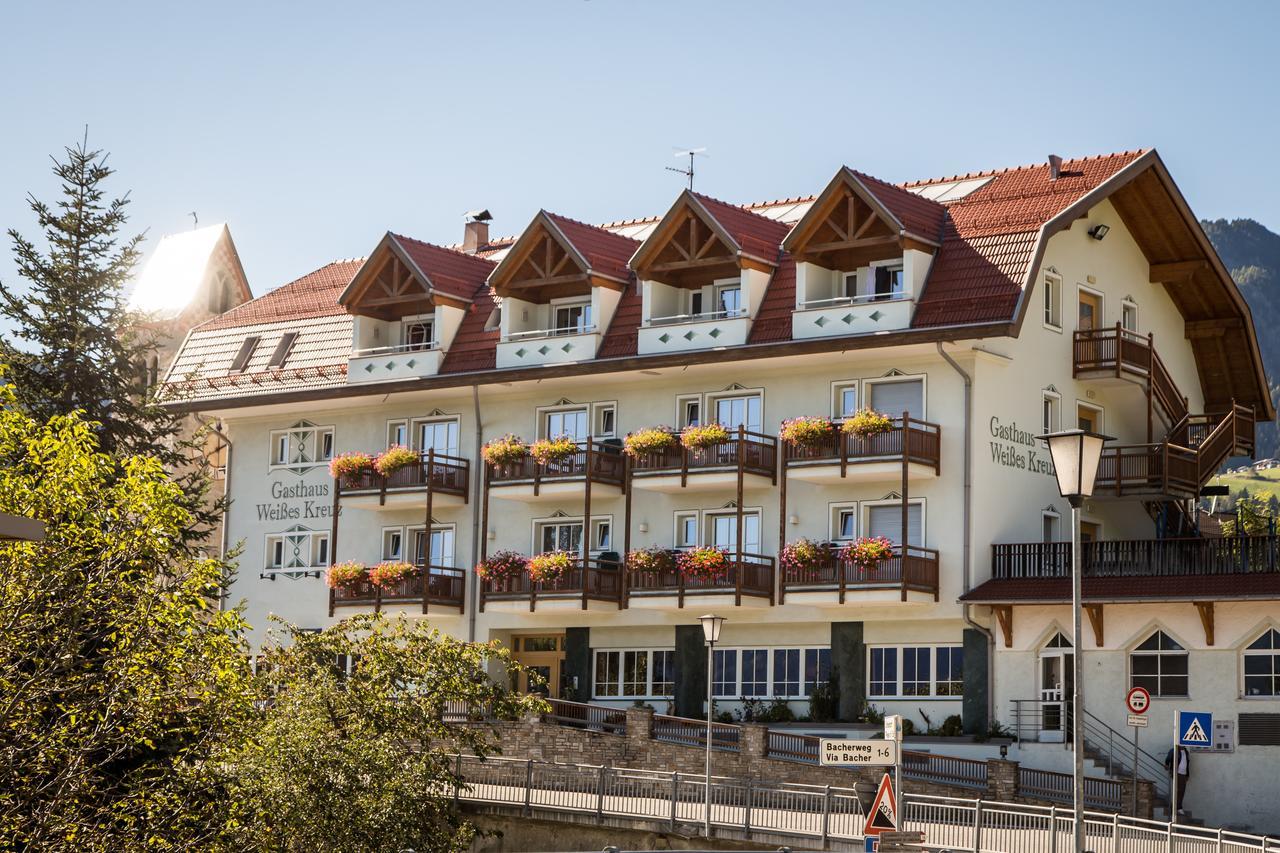 Gasthaus Zum Weissen Kreuz Lazfons Екстер'єр фото
